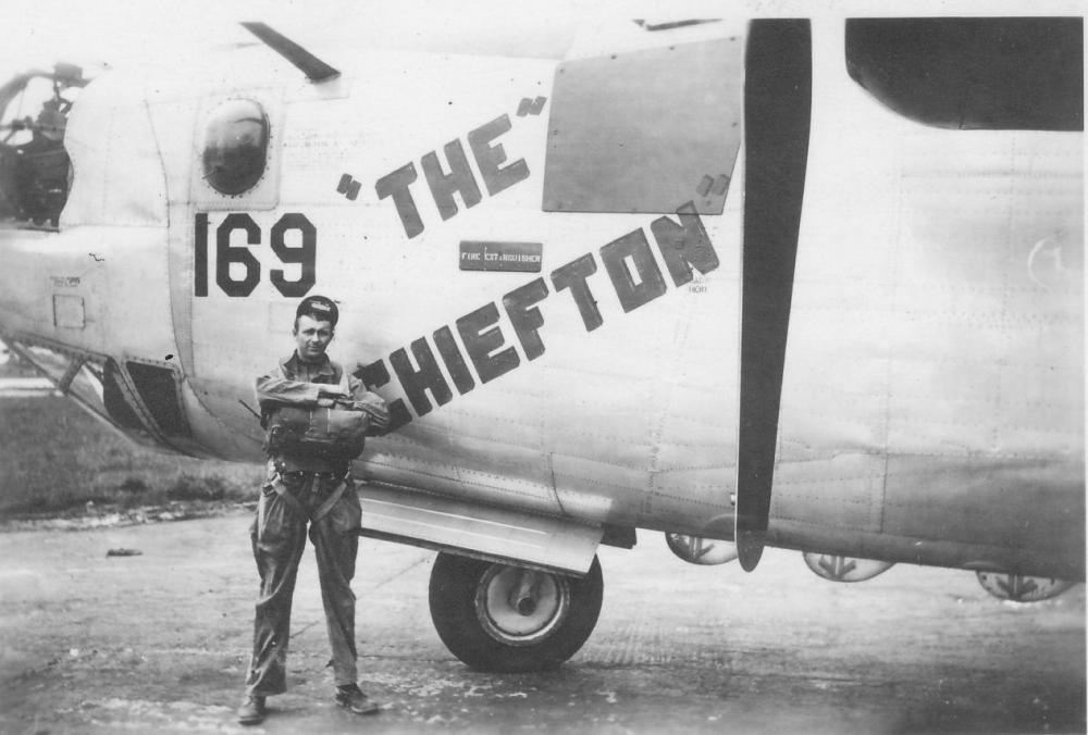 42-51169, The Chiefton nose art - DSantelli.jpg