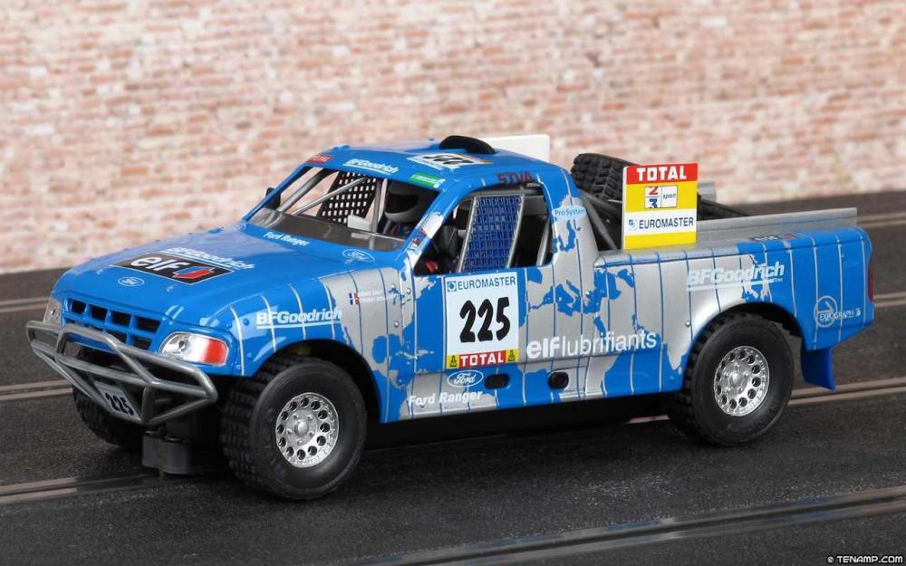 ninco-50329-ford-ranger-protruck-dakar-2001-01.jpg