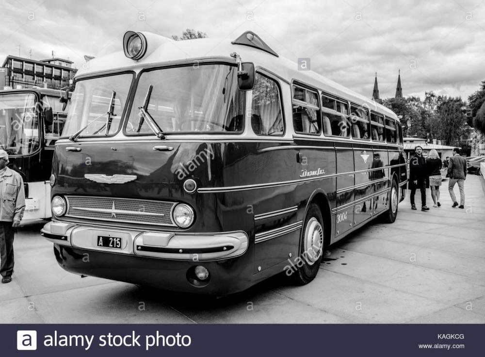 old-classic-ikarus-coach-in-talin-KAGKCG.jpg