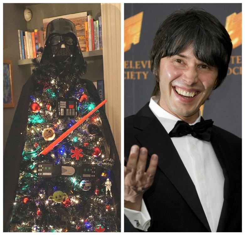 1449060282-brian-cox-christmas-tree-darth-vader.jpg