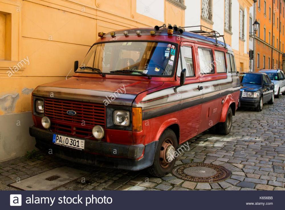 an-old-ford-transit-van-converted-into-a-motor-home-parked-on-a-street-K656BB.thumb.jpg.104843f26ae5e5101e6302ed4838fda6.jpg