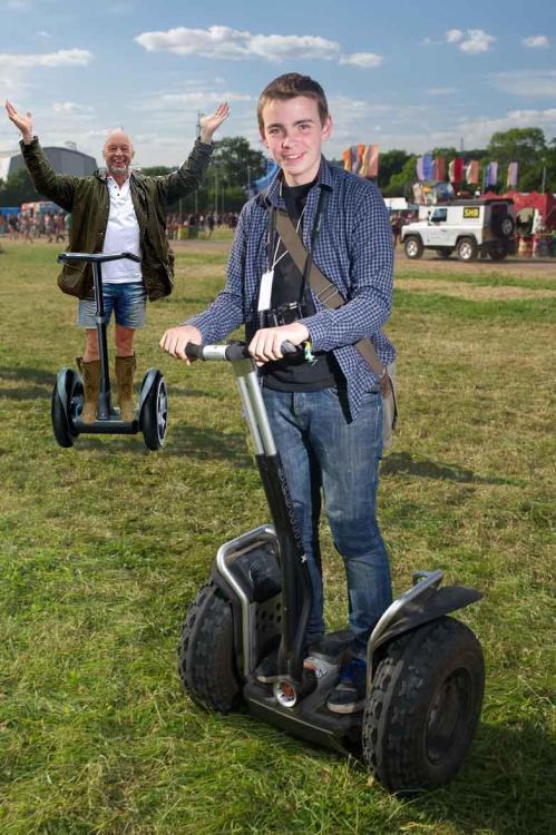 segway3.thumb.jpg.abc2cb5507cdbde33826b59ec05d0d36.jpg