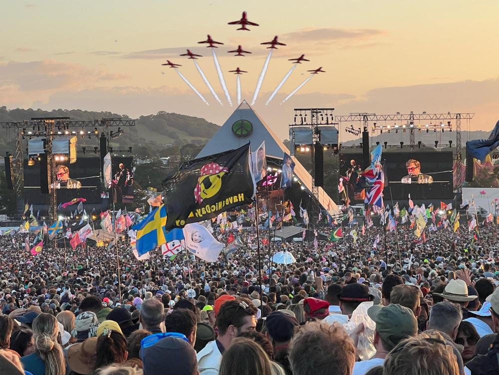 Red Arrows Over Glastonbury.jpg