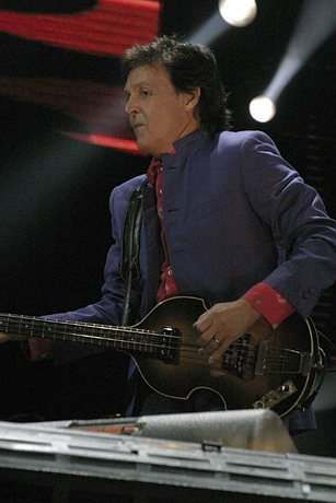 Hard Rock Calling 2010 - Paul McCartney (Pyramid Stage, Saturday)