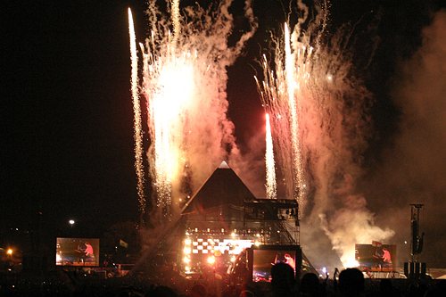 Glastonbury Festival 2016 - fireworks @ Paul McCartney