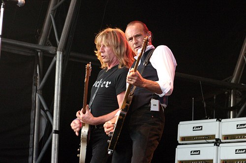 Status Quo @ GuilFest 2005