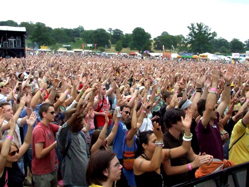 Big Chill @ Eastnor Castle 2008 - crowd @ Arrested Development