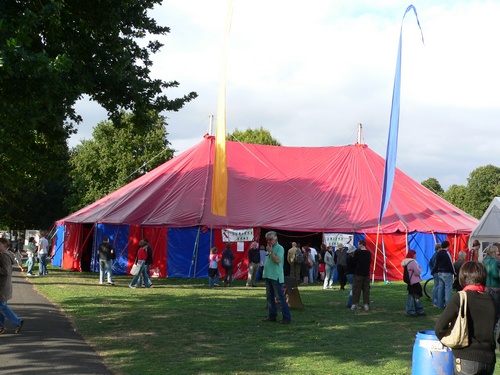 the eFestivals Cabaret Tent