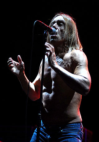 Chester Rocks 2011 - Iggy & the Stooges