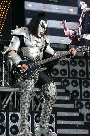 Download Festival 2008 - Kiss (2)