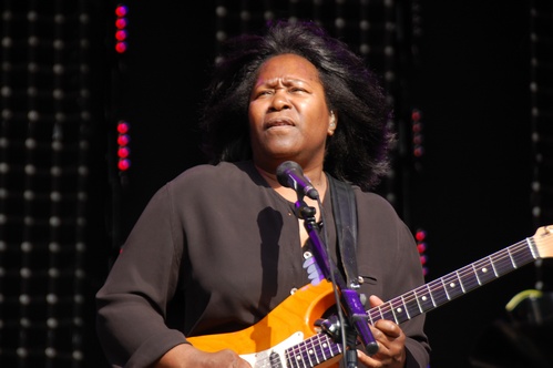 Fairport's Cropredy Convention 2012 - Joan Armatrading (Jazz World Stage)