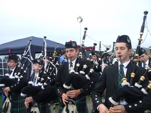 Loopallu 2009 - Ullapool Pipe Band