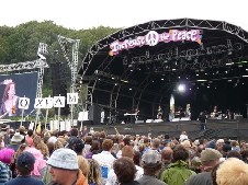 around the festival site (main stage)