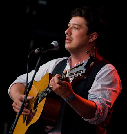 Glastonbury Festival 2010 - Mumford And Sons