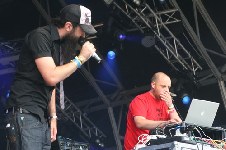 Dan le Sac vs Scroobius Pip