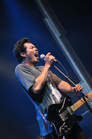 Truck Festival 2012 - The Temper Trap