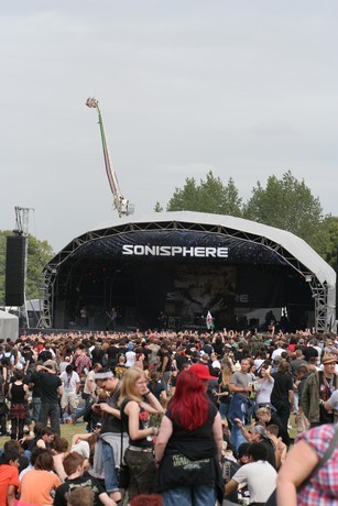 Sonisphere 2010 - around the festival site (2)