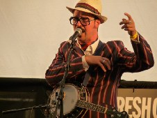 Mr B The Gentleman Rhymer