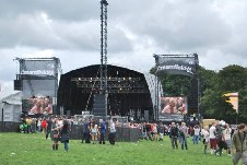 around the festival site (Main Stage)