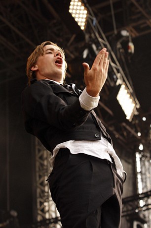 Wireless Festival 2011 - The Hives