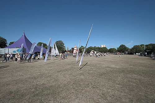 Lovebox Weekender 2011 - around the festival site