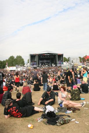 Sonisphere 2010 - around the festival site (1)