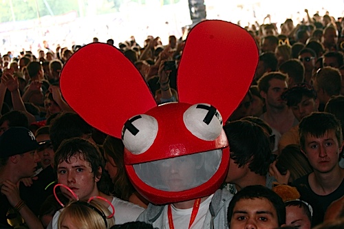 Deadmau5 in Victoria Park 2011 - around the festival site (2)