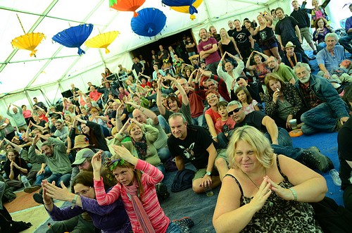 Off The Tracks Spring Festival 2012 - The Lancashire Hotpots (crowd)