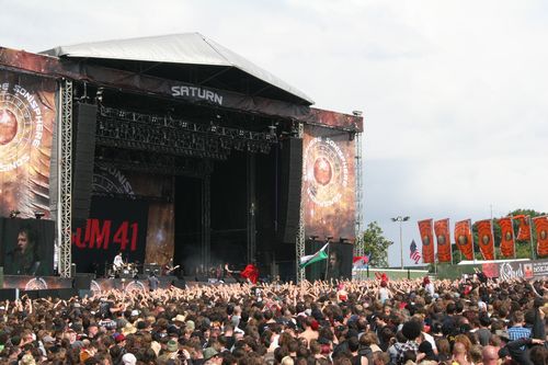 <s>Sonisphere</s> - CANCELL.. 2012 - around the festival site