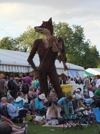 Cambridge Folk Festival 2013 - around the festival site (in the crowds)