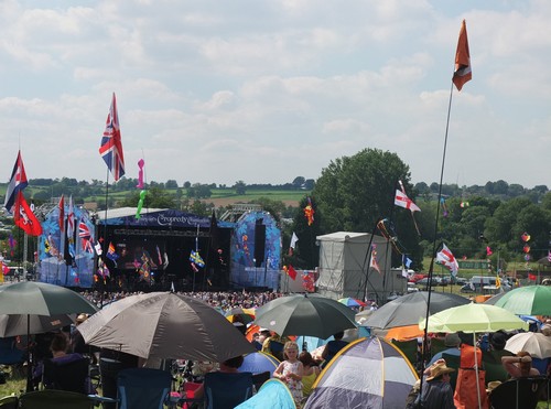 Fairport's Cropredy Convention 2013 - around the festival site (crowds)