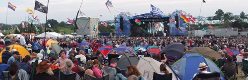 around the festival site (crowds)