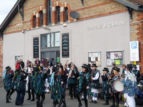 <s>Frome Folk Festival</s> .. 2013 - around the festival site (Morris Dancers)