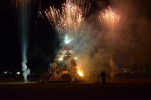 Glade Festival 2012 - around the site (Pyromid burning)