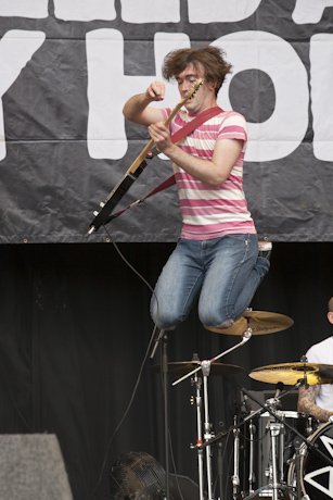 Truck Festival 2017 - Pulled Apart By Horses