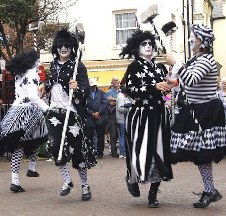 around the festival site (Morris Teams 2)