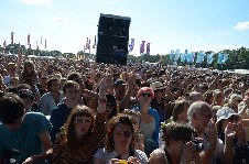 Balkan Beat Box (crowd)