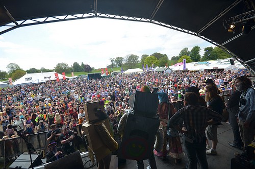 around the festival site (bearded record attempt)