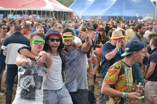 Creamfields 2016 - around the festival site (crowds)