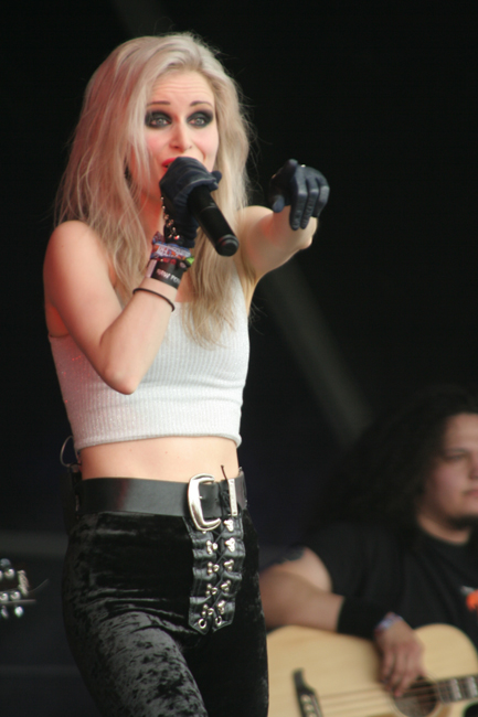 Download Festival 2014 - Mia Klose