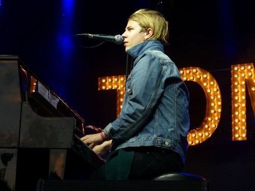 Tom Odell in the Forests 2015 - Tom Odell