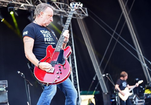 <s>Summer Days</s> - CANCEL.. 2016 - Peter Hook and the Light