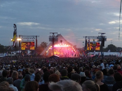 Glastonbury Festival 2016 - The Who (crowd)