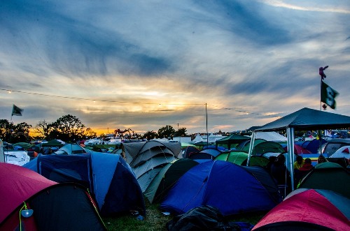 Glastonbury Festival 2016 - around the festival site (tipis and tents)