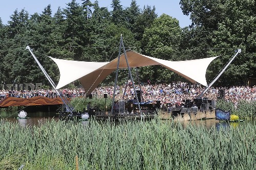 around the festival site (Saturday): Latitude 2015