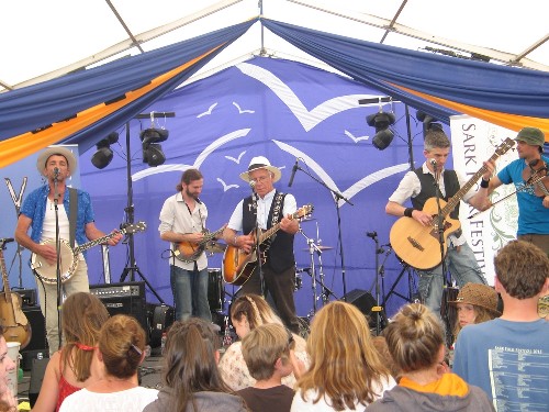 The Barley Dogs: Sark Folk Festival 2015