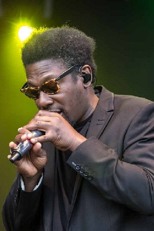 Outlines 2016 - Roots Manuva