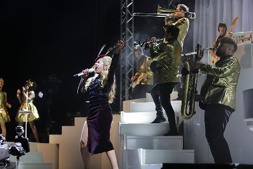 Paloma Faith: V Festival (Chelmsford) 2015