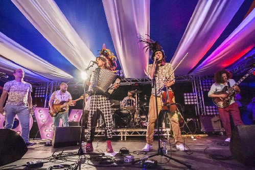 <s>Looe Music Festival</s> .. 2018 - Molotov Jukebox