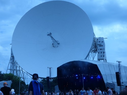 Bluedot 2017 - the Lovell Telescope on the move